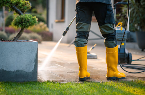 Best Garage Pressure Washing  in Edgerton, OH